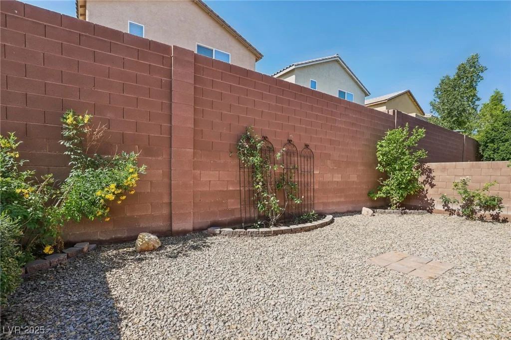 7407 Bakewell, Las Vegas, NV 89179