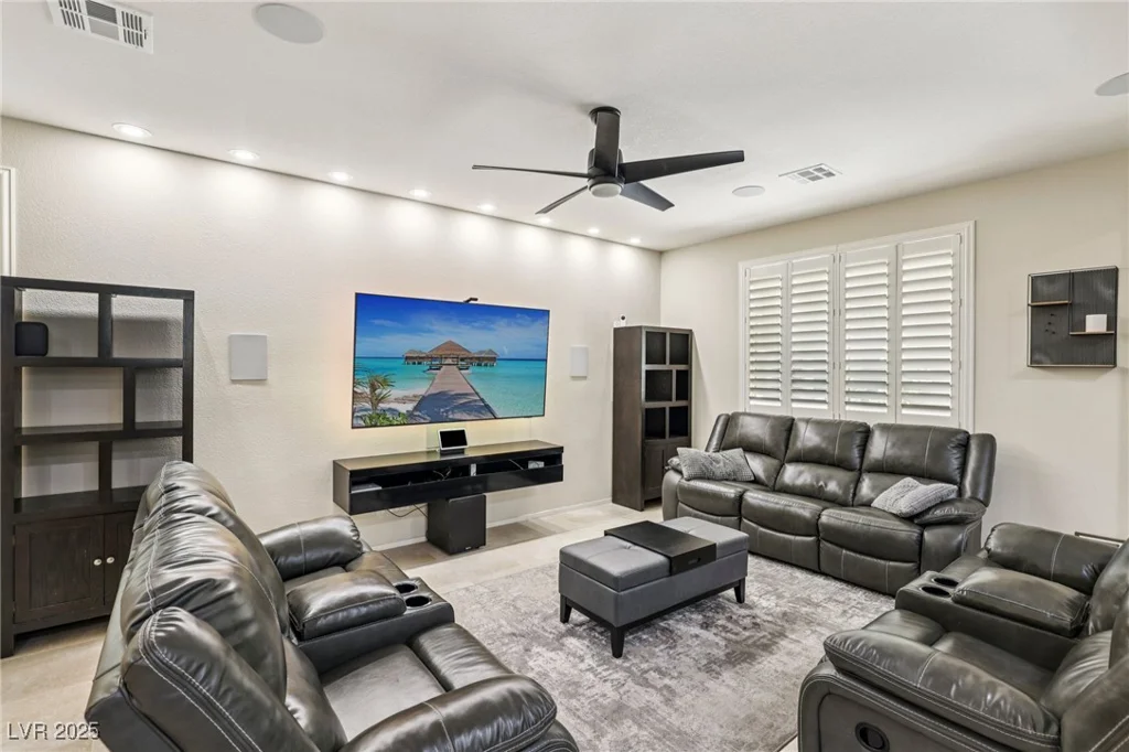 7407 Bakewell, Las Vegas, NV 89179