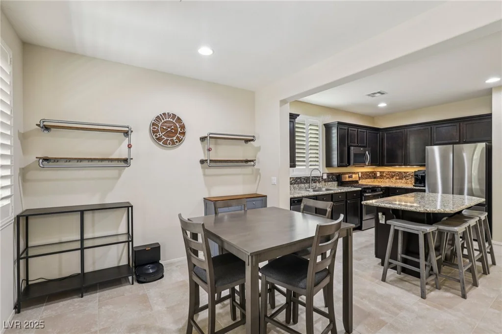 7407 Bakewell, Las Vegas, NV 89179