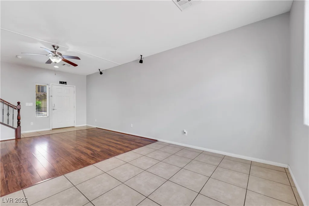 6678 Crystal Run, Las Vegas, NV 89122