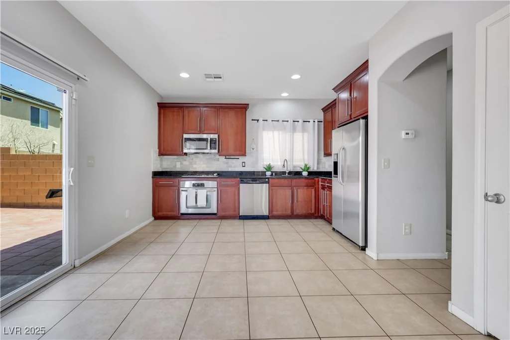 6678 Crystal Run, Las Vegas, NV 89122
