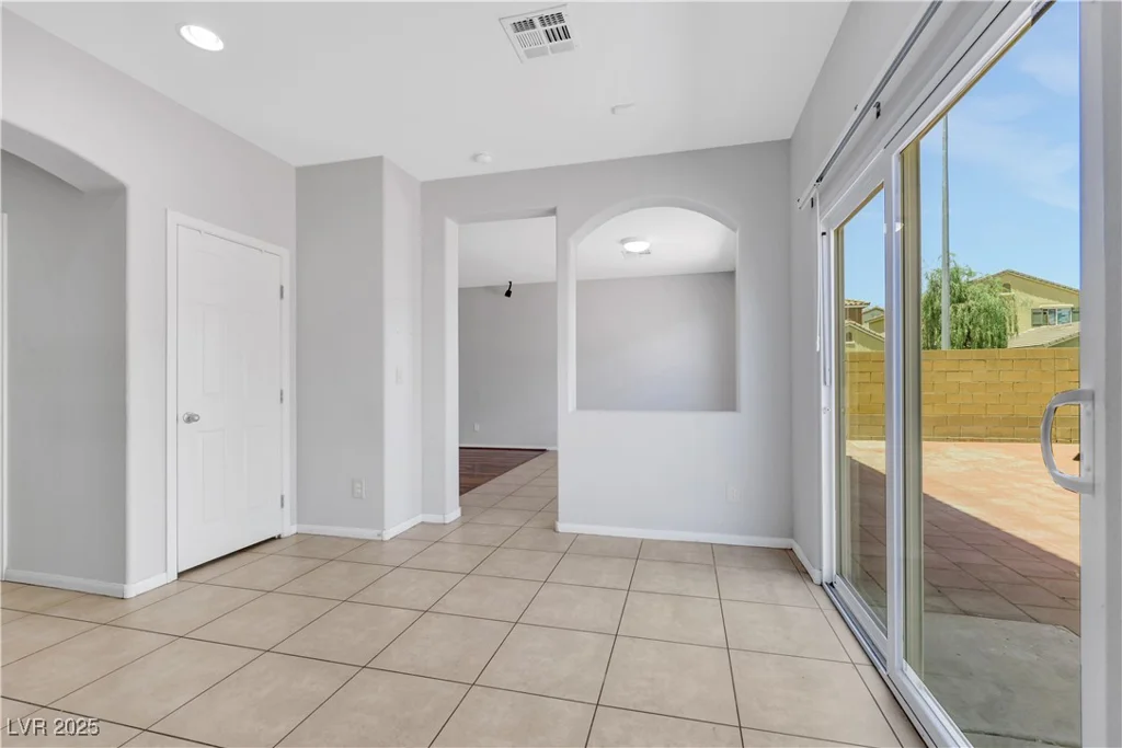 6678 Crystal Run, Las Vegas, NV 89122