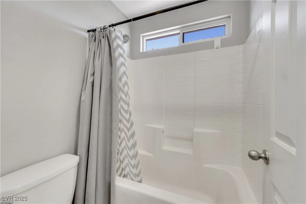 6678 Crystal Run, Las Vegas, NV 89122