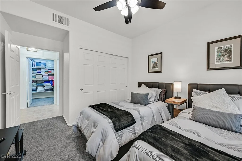 10640 Amber Ridge, Las Vegas, NV 89144