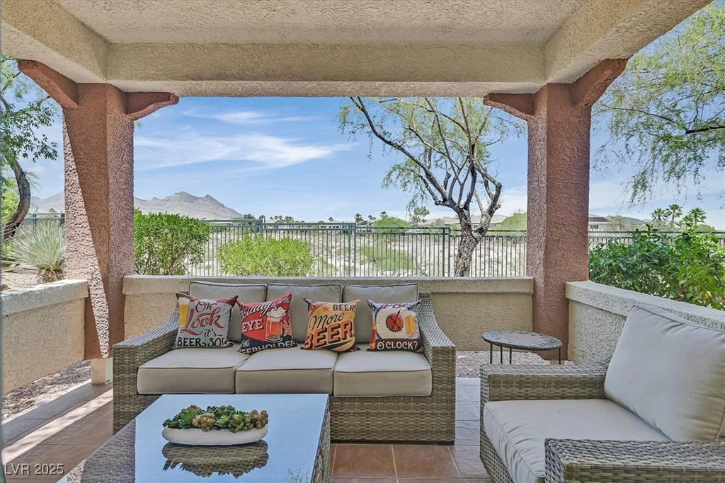 10640 Amber Ridge, Las Vegas, NV 89144