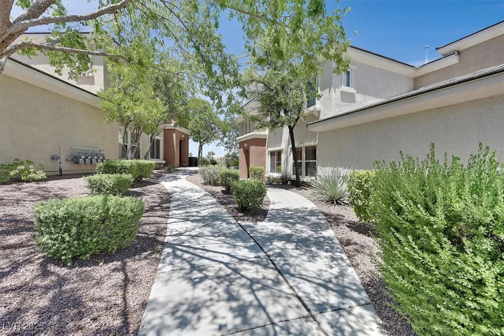 10640 Amber Ridge, Las Vegas, NV 89144