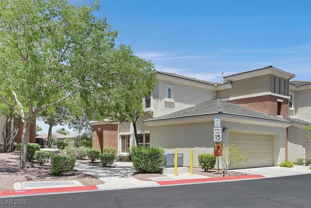 10640 Amber Ridge, Las Vegas, NV 89144