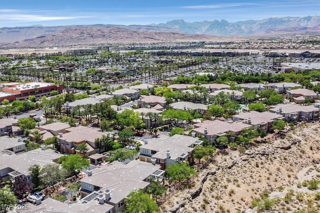 10640 Amber Ridge, Las Vegas, NV 89144