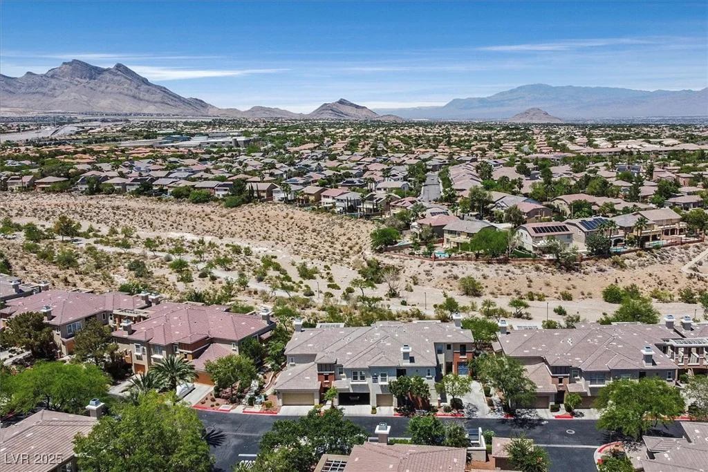 10640 Amber Ridge, Las Vegas, NV 89144