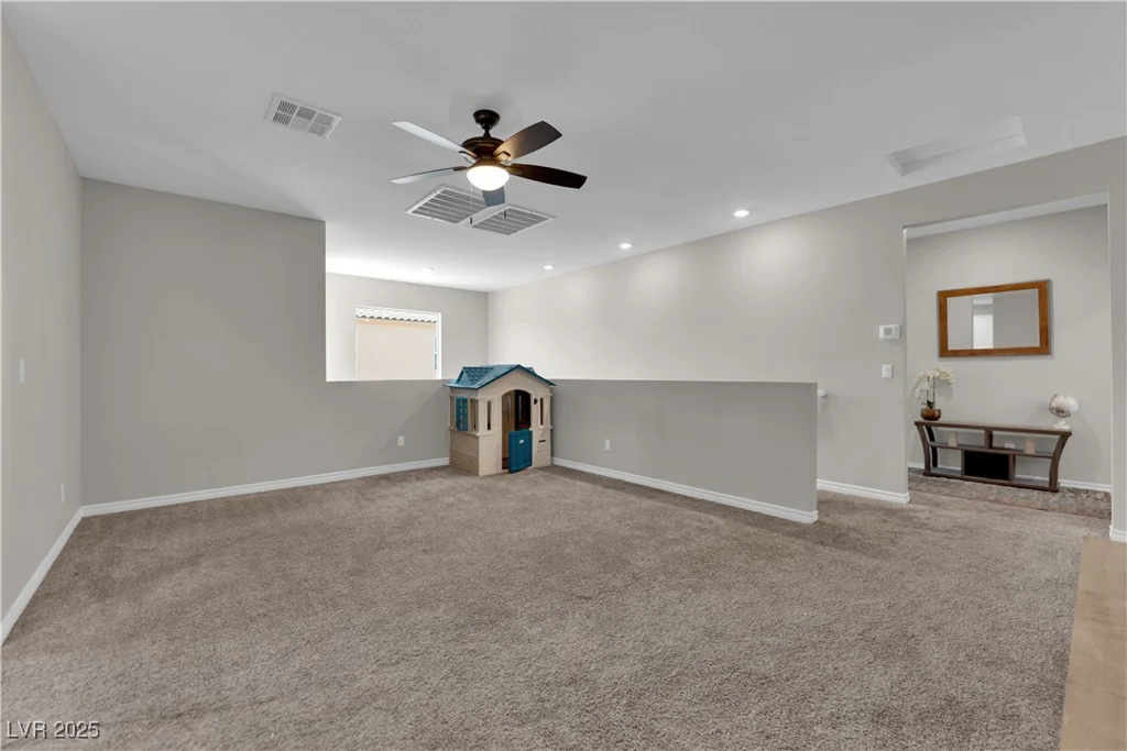 4833 Royal Magnolia, North Las Vegas, NV 89031