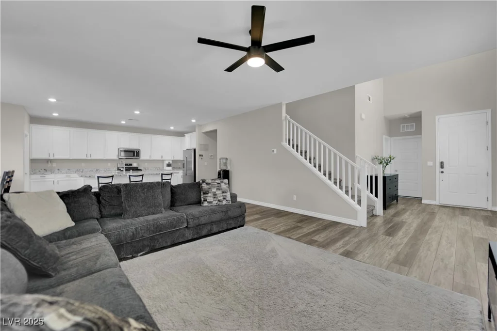 4833 Royal Magnolia, North Las Vegas, NV 89031