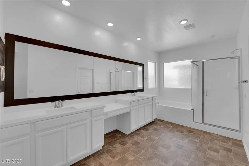 4833 Royal Magnolia, North Las Vegas, NV 89031