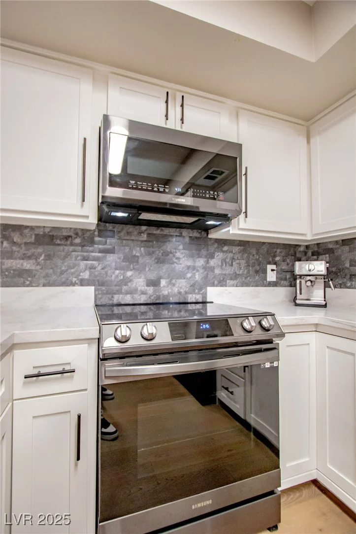 4083 Nook Way, Las Vegas, NV 89103