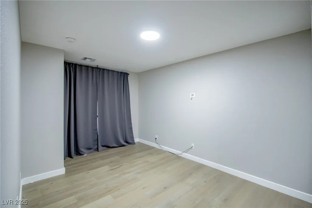 4083 Nook Way, Las Vegas, NV 89103