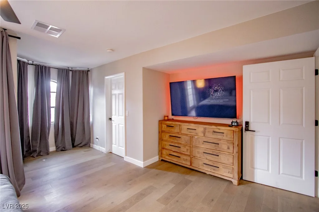 4083 Nook Way, Las Vegas, NV 89103