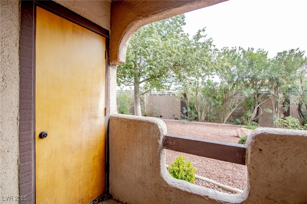 4083 Nook Way, Las Vegas, NV 89103