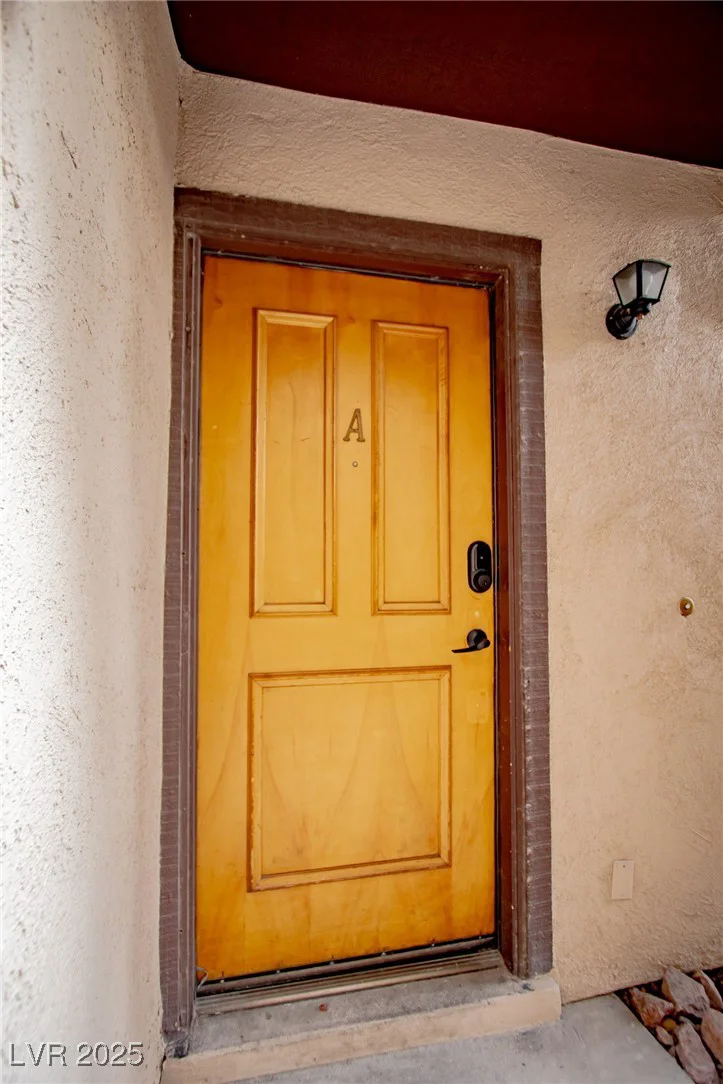 4083 Nook Way, Las Vegas, NV 89103