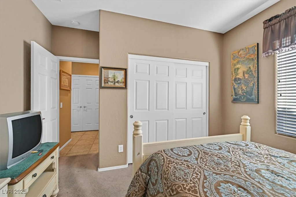 6141 TOKARA, Las Vegas, NV 89122