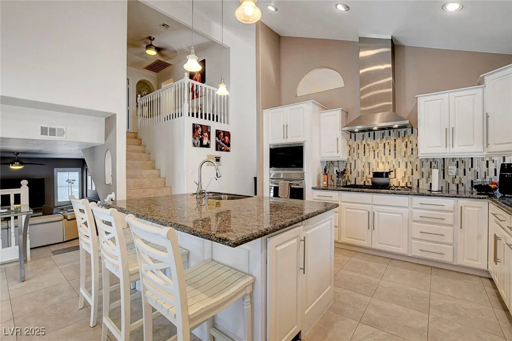 4542 Amber Canyon, Las Vegas, NV 89129