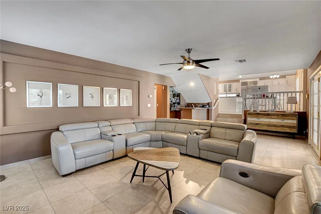4542 Amber Canyon, Las Vegas, NV 89129