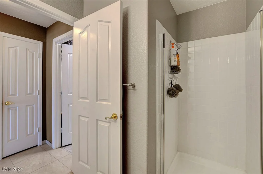 4542 Amber Canyon, Las Vegas, NV 89129