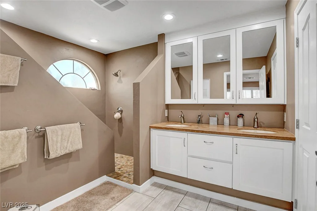 4542 Amber Canyon, Las Vegas, NV 89129