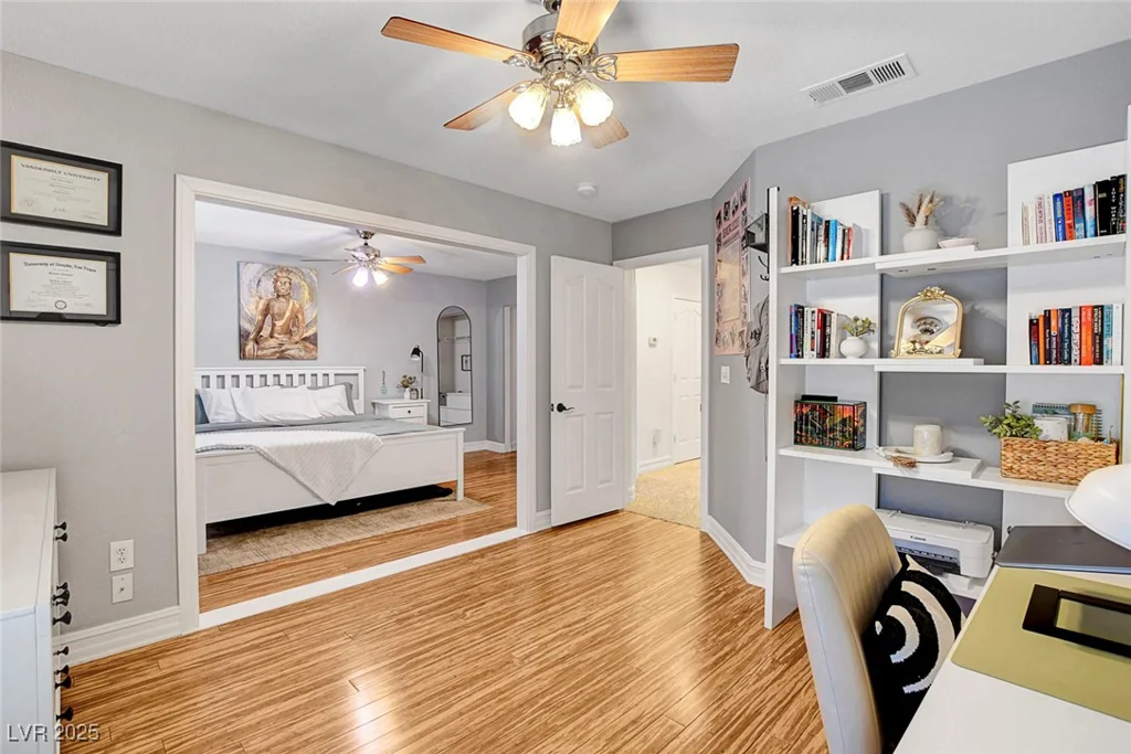 4542 Amber Canyon, Las Vegas, NV 89129