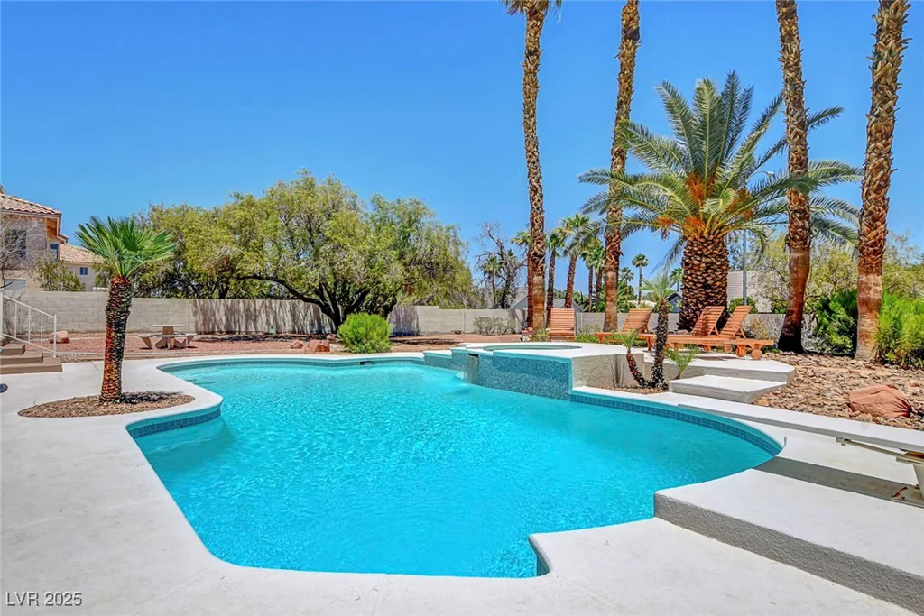 4542 Amber Canyon, Las Vegas, NV 89129