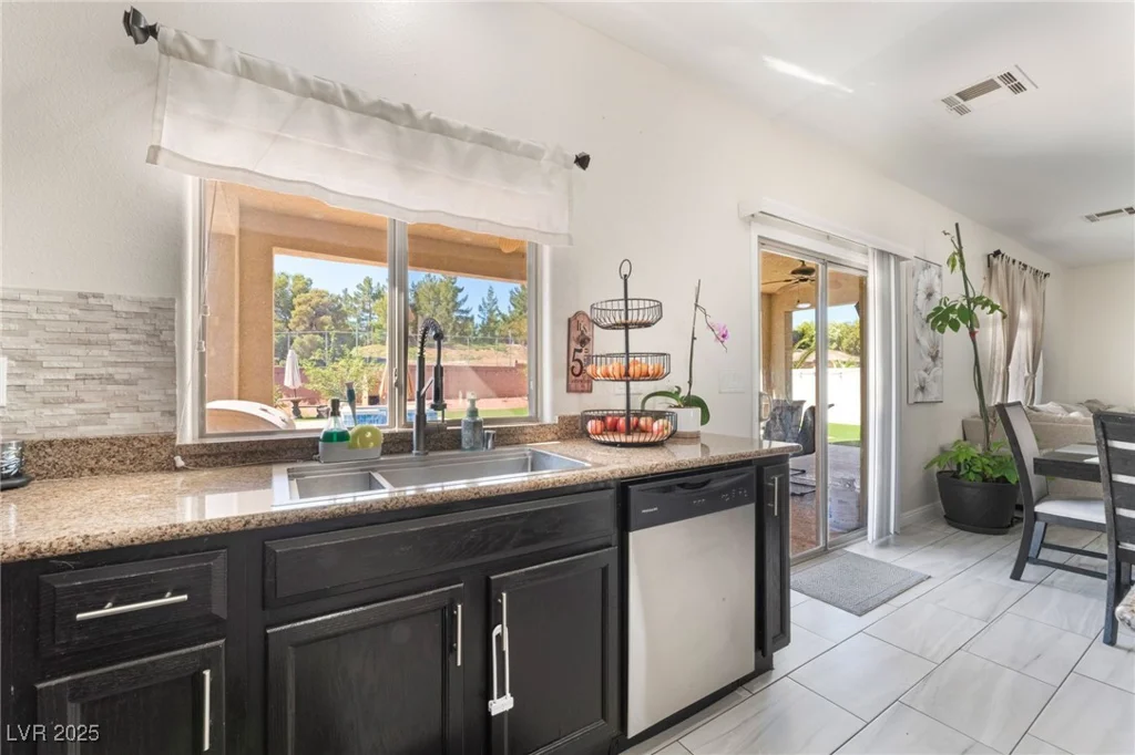 3309 Green Ice, North Las Vegas, NV 89081