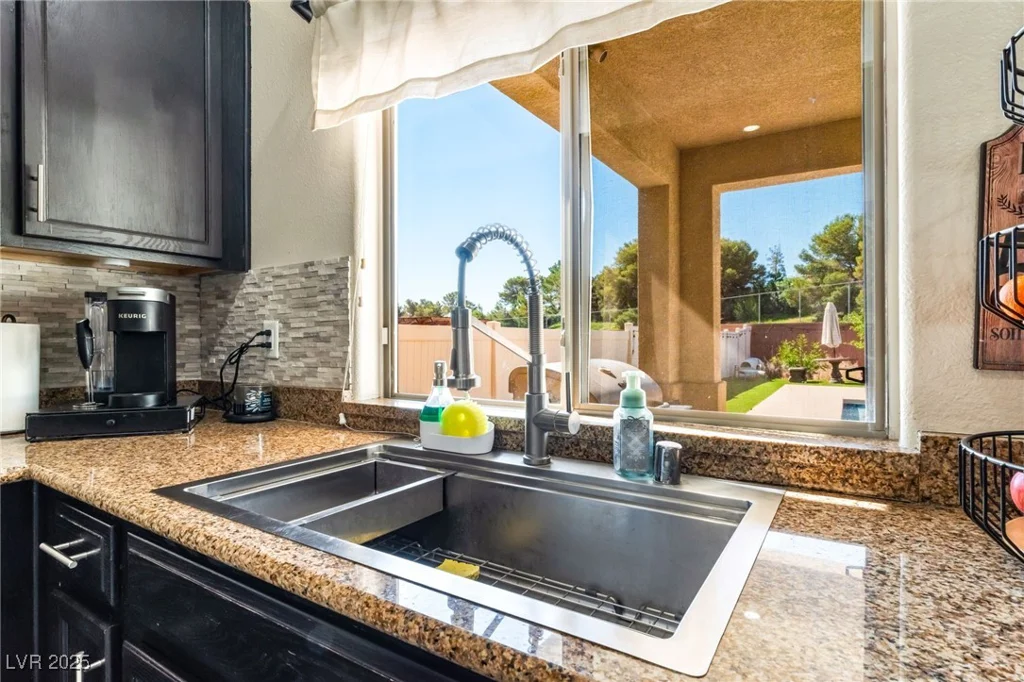 3309 Green Ice, North Las Vegas, NV 89081