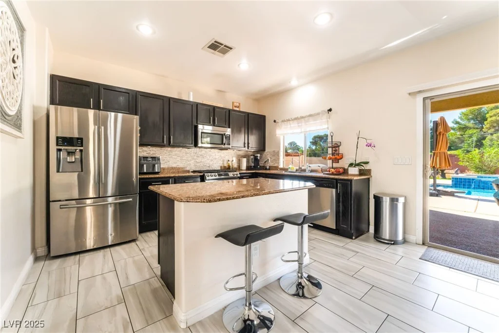 3309 Green Ice, North Las Vegas, NV 89081