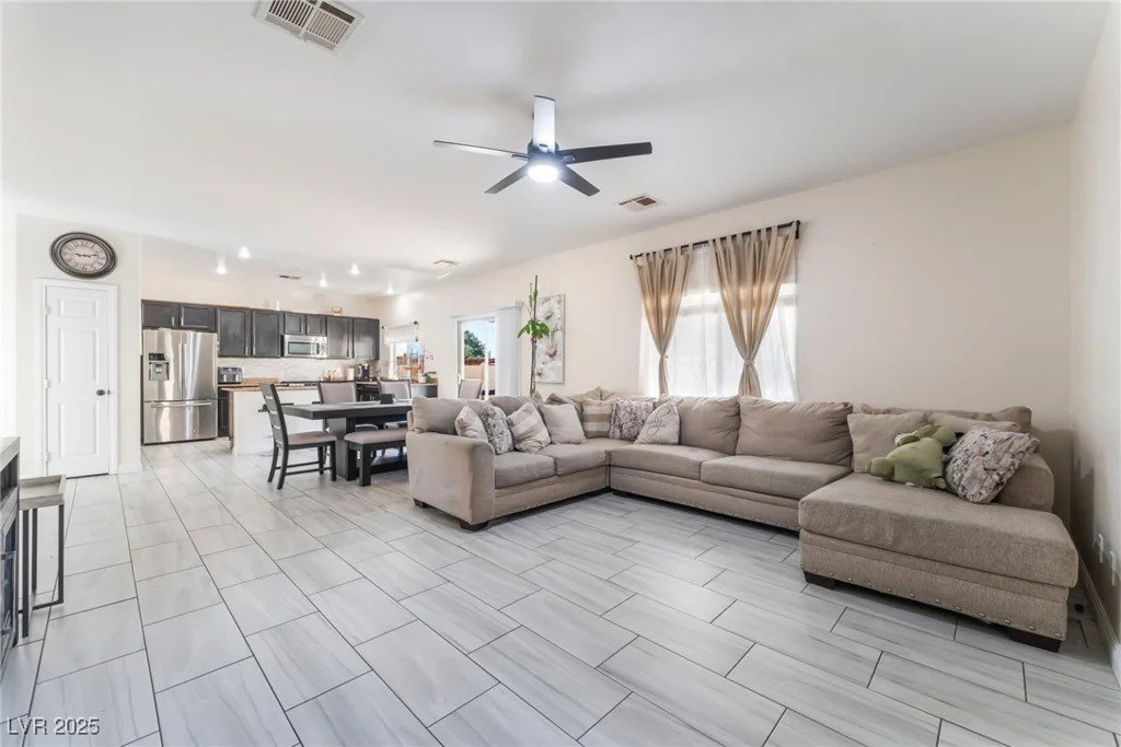 3309 Green Ice, North Las Vegas, NV 89081