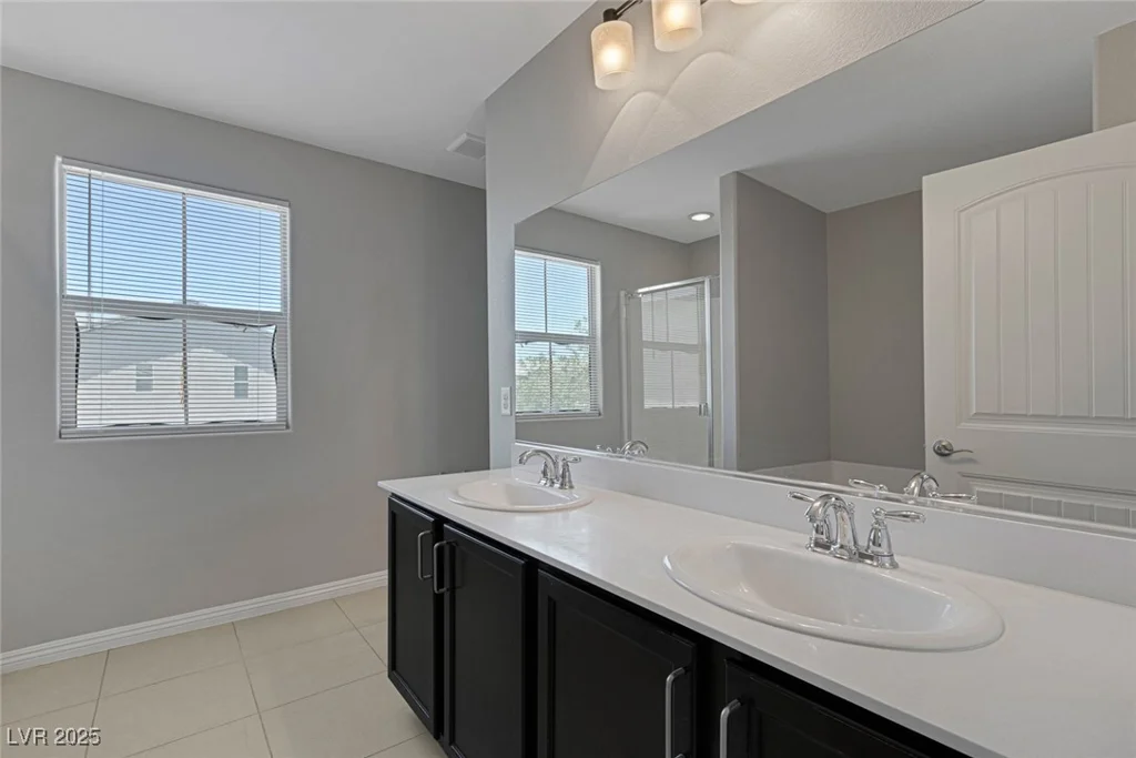 5484 Mercury Springs, Las Vegas, NV 89122