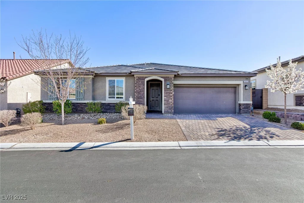 10095 Ferton Lake, Las Vegas, NV 89178