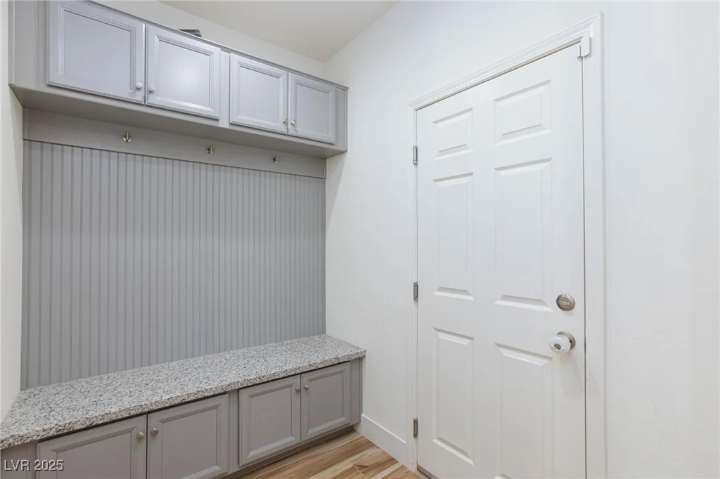 10095 Ferton Lake, Las Vegas, NV 89178