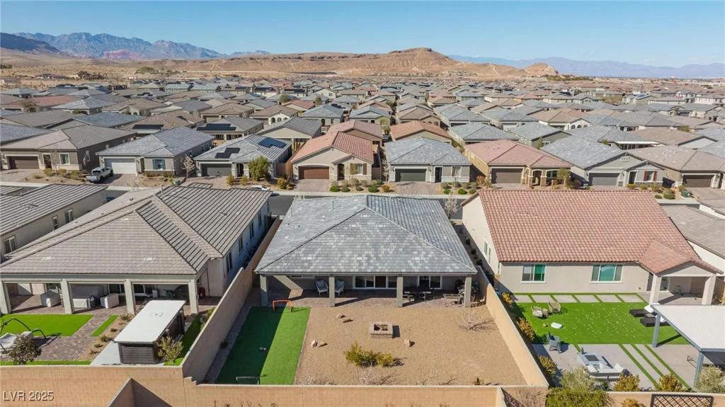 10095 Ferton Lake, Las Vegas, NV 89178