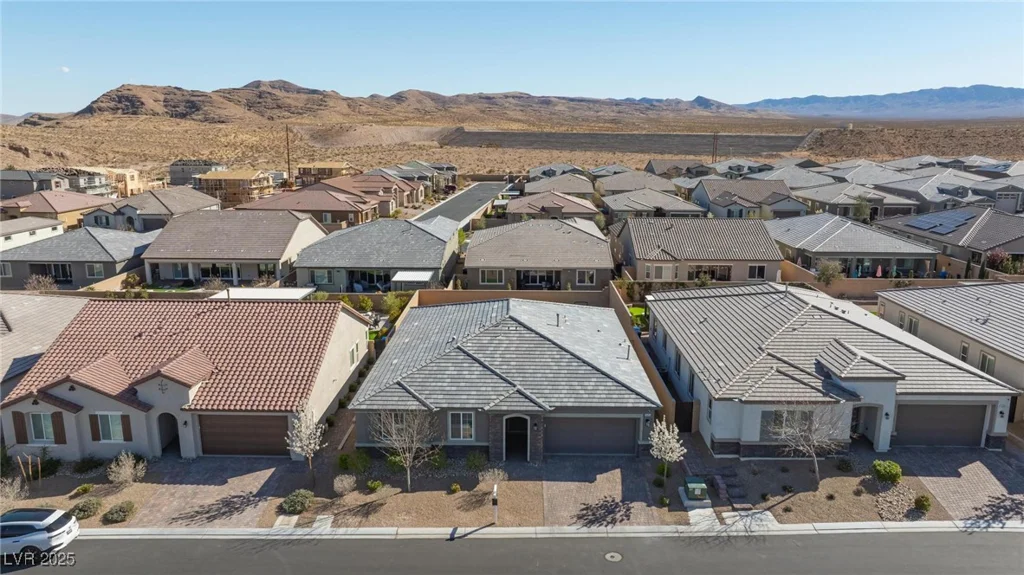 10095 Ferton Lake, Las Vegas, NV 89178