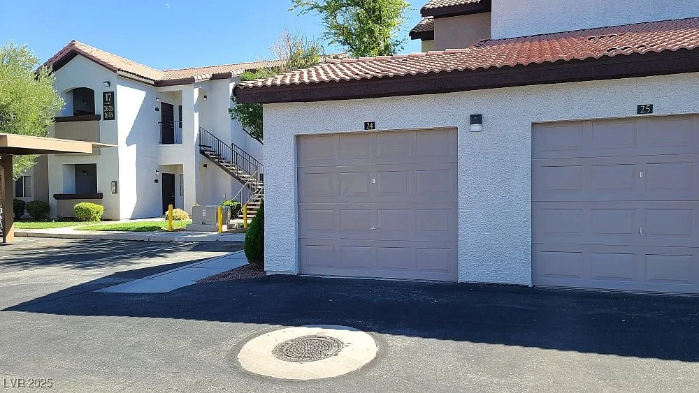 2615 Gary, Las Vegas, NV 89123