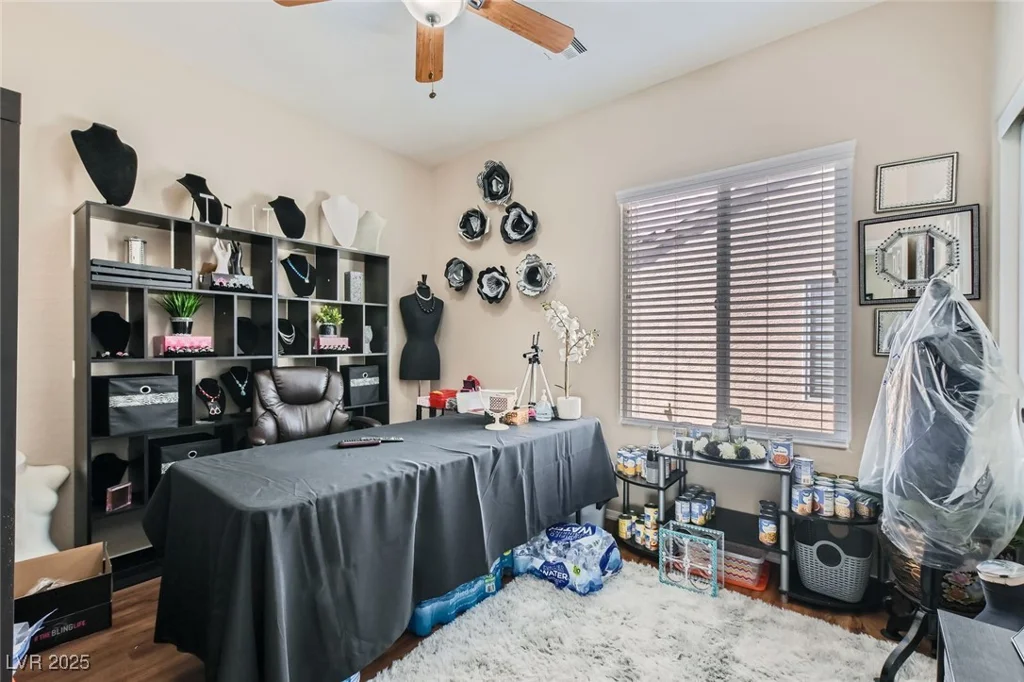 7717 Pine Warbler, North Las Vegas, NV 89084