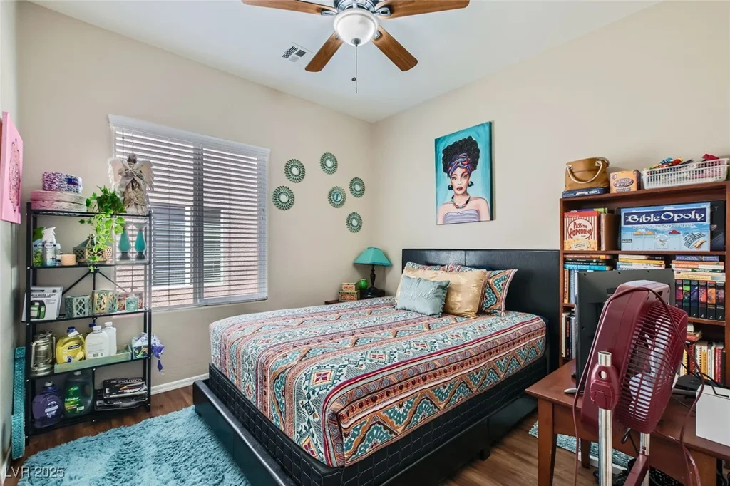 7717 Pine Warbler, North Las Vegas, NV 89084
