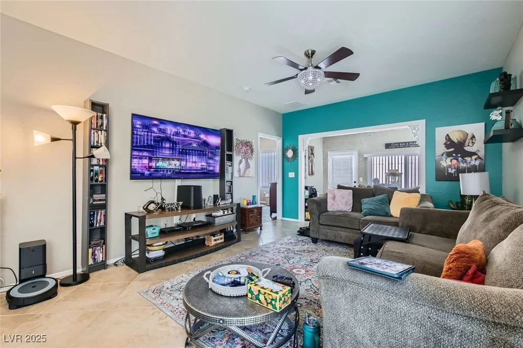 7717 Pine Warbler, North Las Vegas, NV 89084