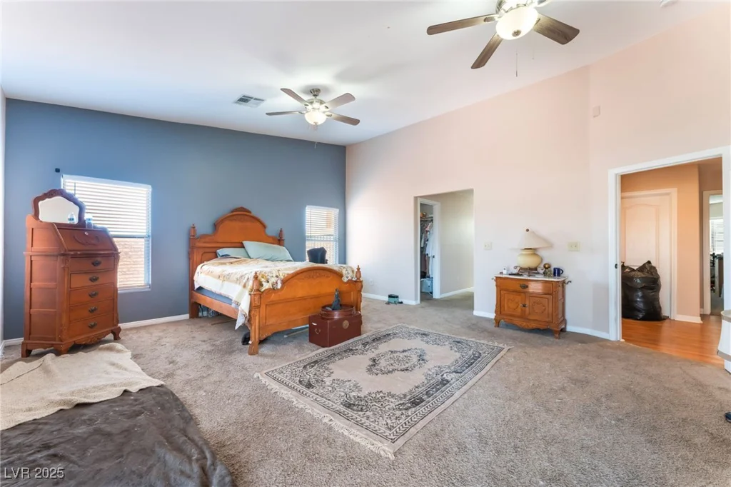 4656 Desert Inn, Las Vegas, NV 89121