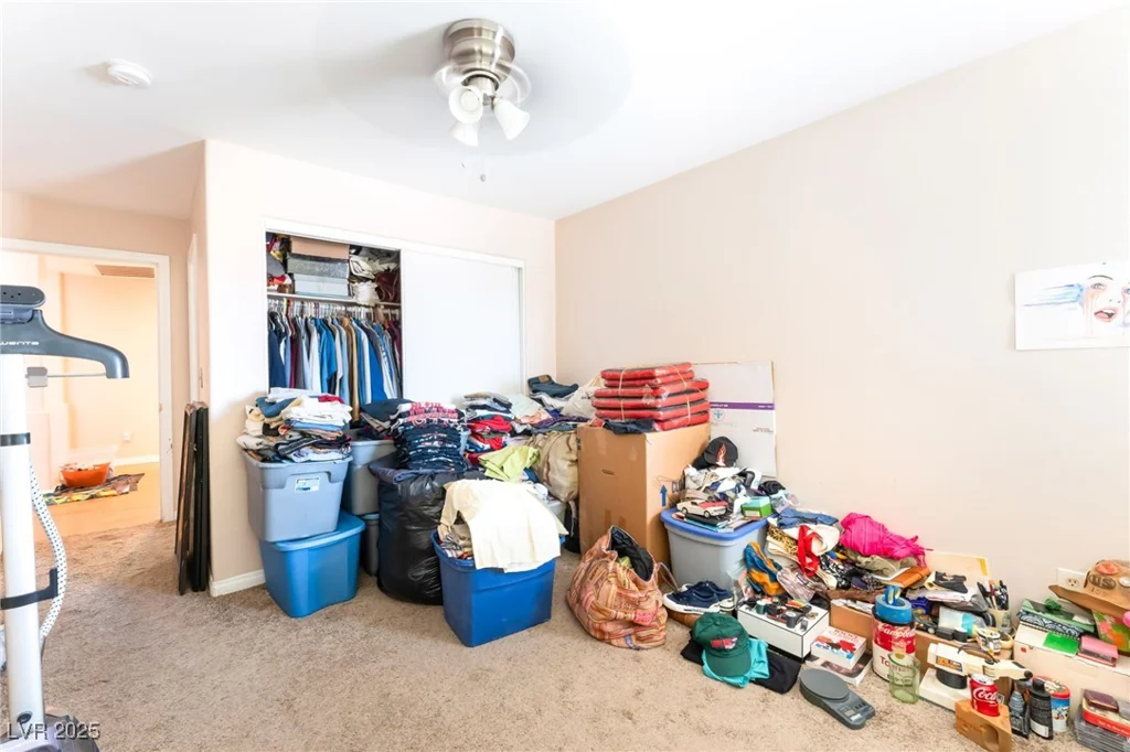 4656 Desert Inn, Las Vegas, NV 89121