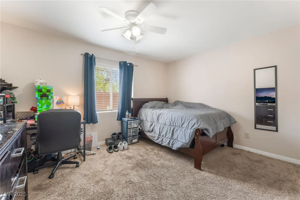 4656 Desert Inn, Las Vegas, NV 89121