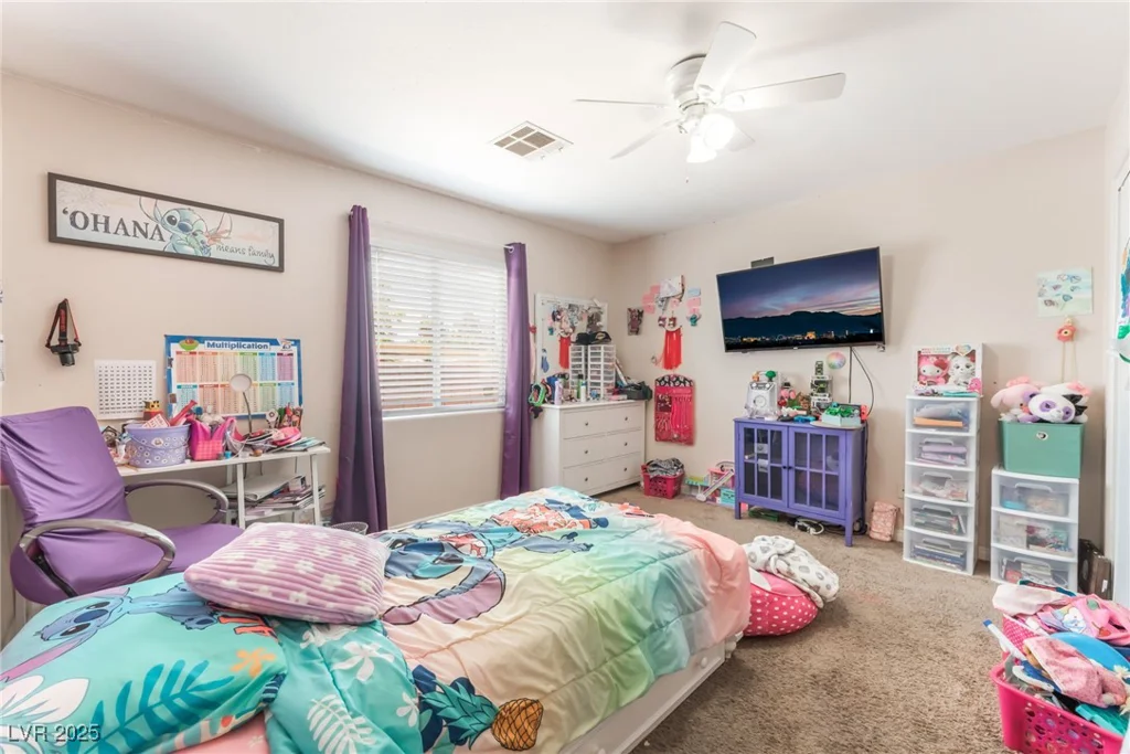4656 Desert Inn, Las Vegas, NV 89121