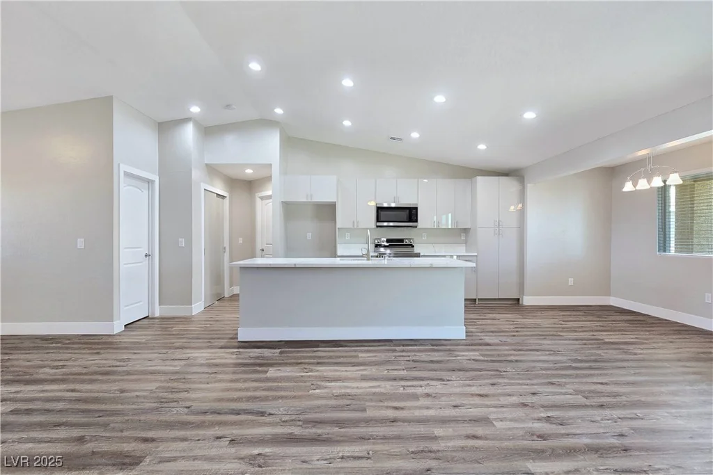 3016 Mount Charleston, Pahrump, NV 89048