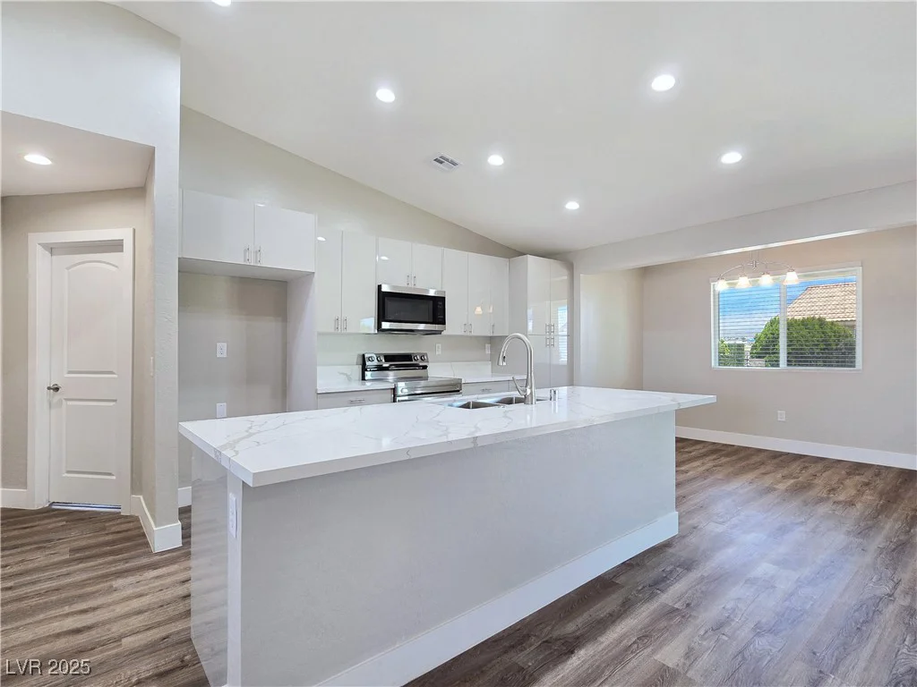 3016 Mount Charleston, Pahrump, NV 89048