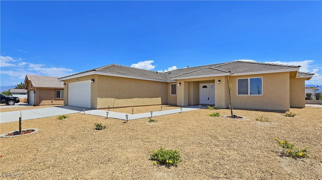 3016 Mount Charleston, Pahrump, NV 89048