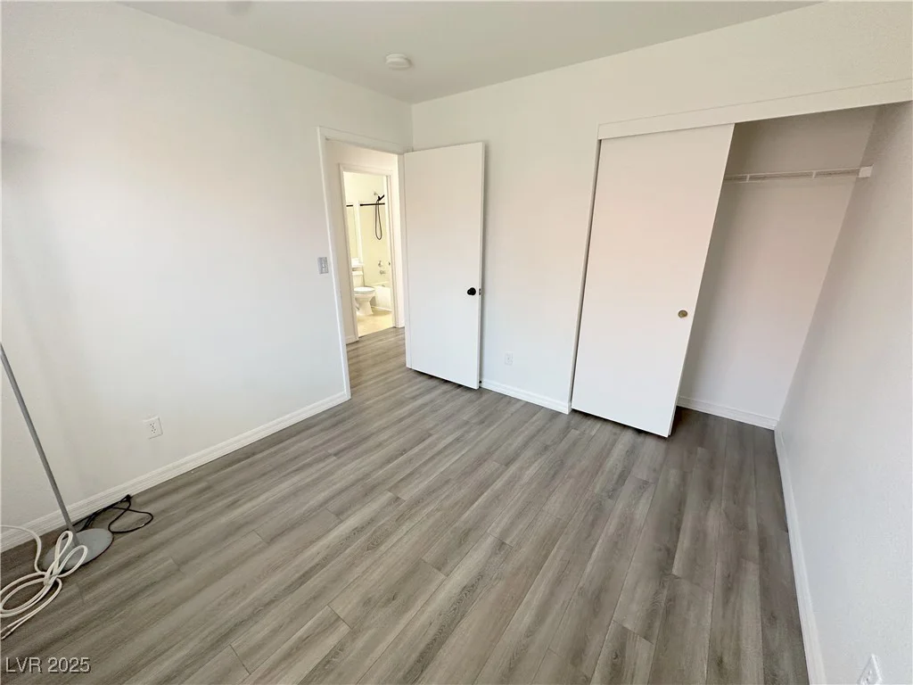 2105 KENDALL HILL, Las Vegas, NV 89106