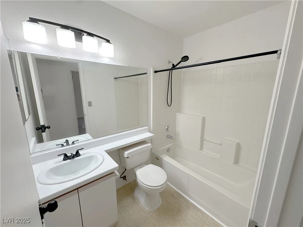 2105 KENDALL HILL, Las Vegas, NV 89106